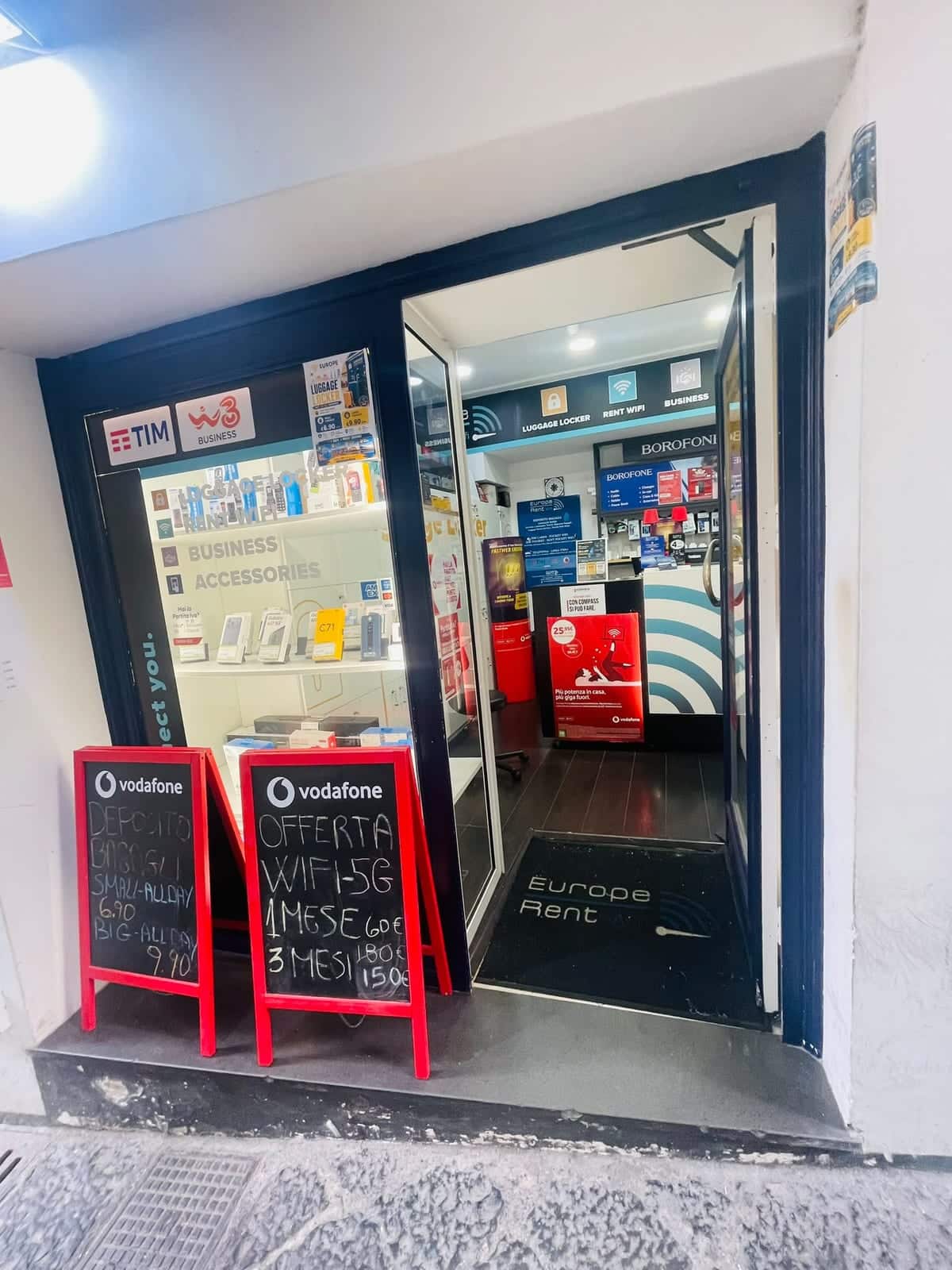 Entrance of the Europe Rent WiFi shop at Via Parroco Roberto Canale 13/15, Capri
